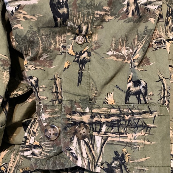 2/$20 Field & Stream 2XL Moose Shirt - Picture 3 of 7